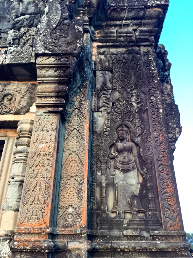 Carvings on a doorway on Phnom Bakheng main temple